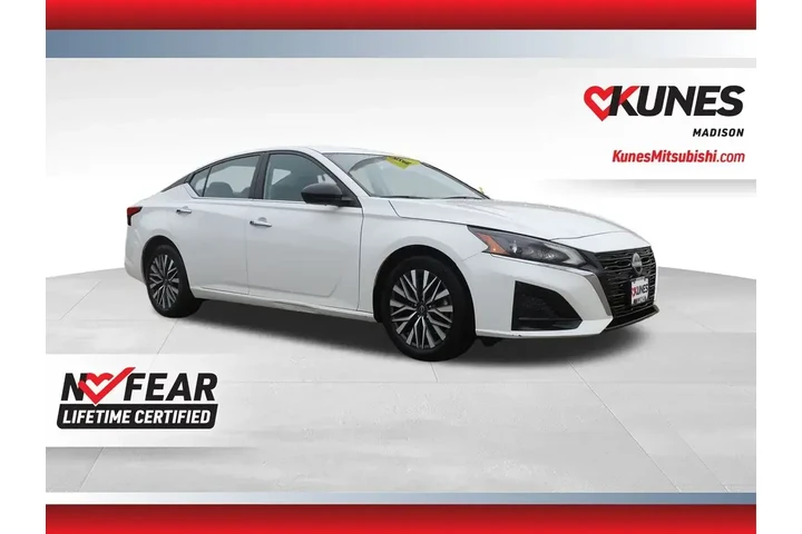 $20990 : Nissan Altima 2025 2.5 SV 4d image 1