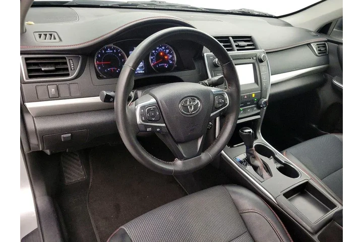 $15998 : Toyota Camry 2017 SE 4dr Sed image 9