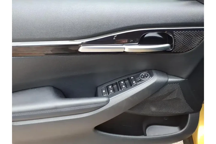 $22995 : Kia Seltos 2023 AWD S 4dr SU image 8