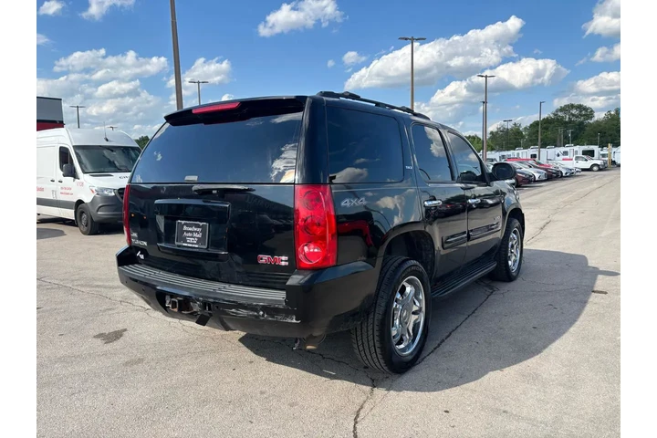 $3980 : 2007 GMC Yukon 4WD 4dr 1500 S image 2