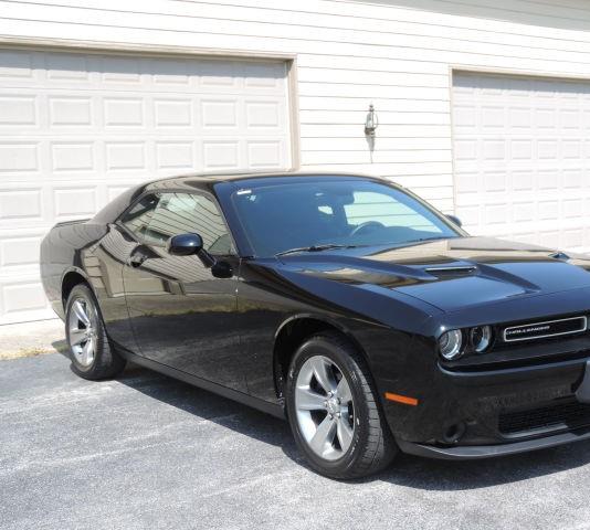 $8500 : 2015 Dodge Challenger SXT image 2