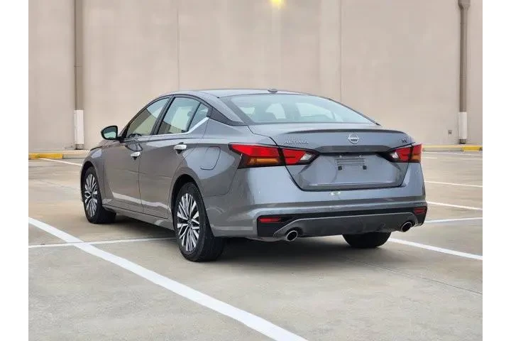 $19543 : Nissan Altima 2024 2.5 SV 4d image 8