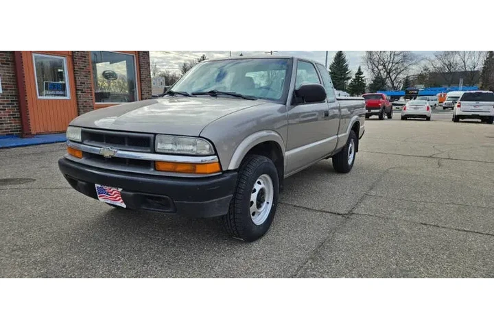 $9990 : 2003 S-10 image 3