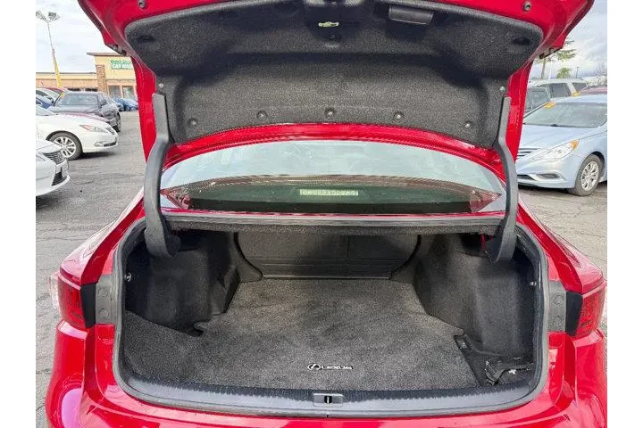 $20630 : Lexus IS 250 2014 4dr Sedan image 9