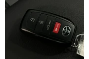 $32699 : Toyota Camry 2026 SE 4dr Sed thumbnail