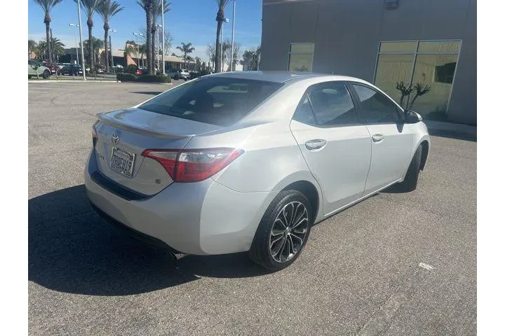 $15995 : Toyota Corolla 2016 S 4dr Se image 4