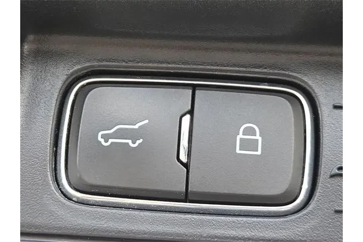 $23006 : Ford Explorer 2021 AWD XLT 4 image 8