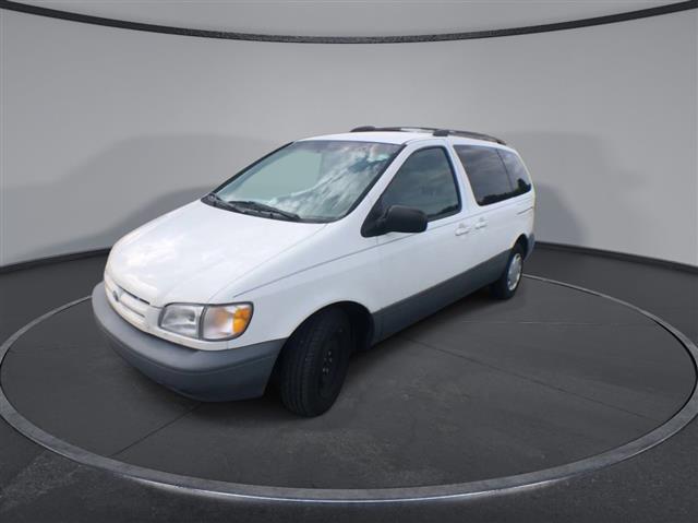 PRE-OWNED 1998 TOYOTA SIENNA image 4