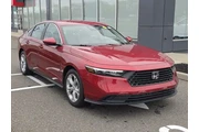 $23724 : Honda Accord 2024 LX 4dr Sed thumbnail