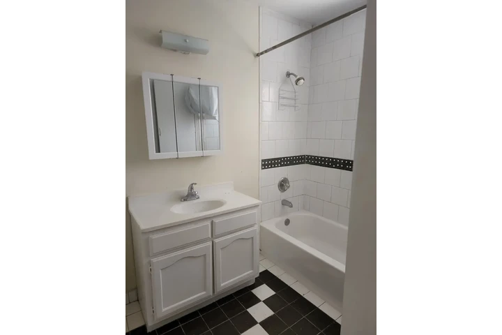 $1995 : Apt 2 Recamaras image 9