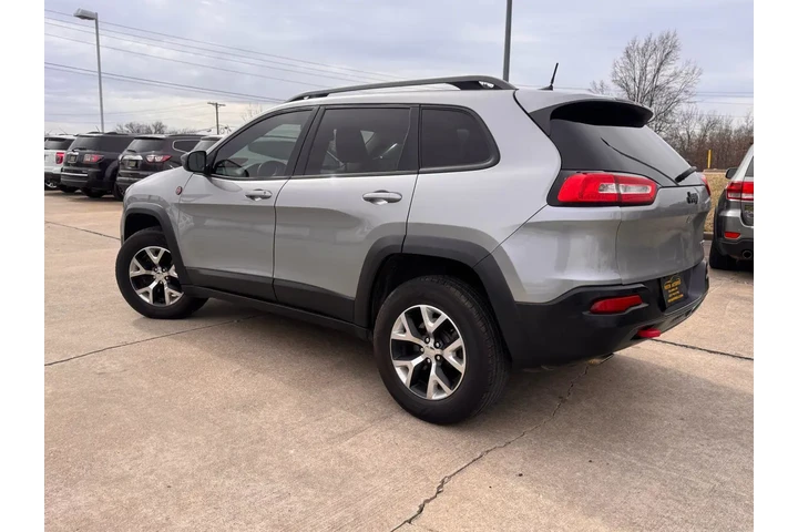 2015 Cherokee Trailhawk 4WD image 10