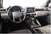 $36665 : Toyota Tacoma 2025 4x2 SR5 4 thumbnail