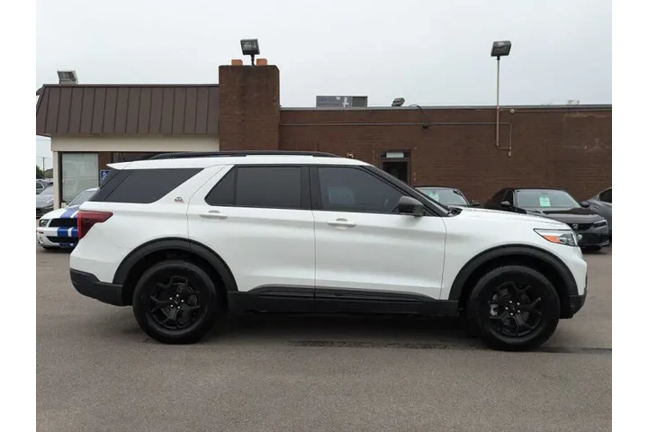 $23972 : 2021 Explorer Timberline image 4