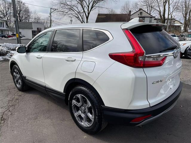 $16900 : 2017 HONDA CR-V2017 HONDA CR-V image 5