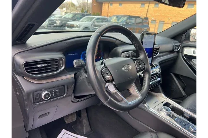 $28999 : Ford Explorer 2021 AWD Plati image 7