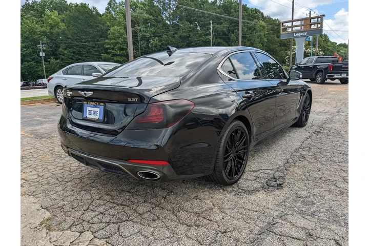 $23995 : Genesis G70 2021 AWD 3.3T 4d image 2