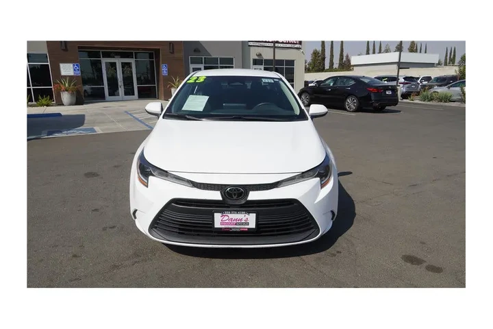 $20984 : 2023 Corolla LE image 3
