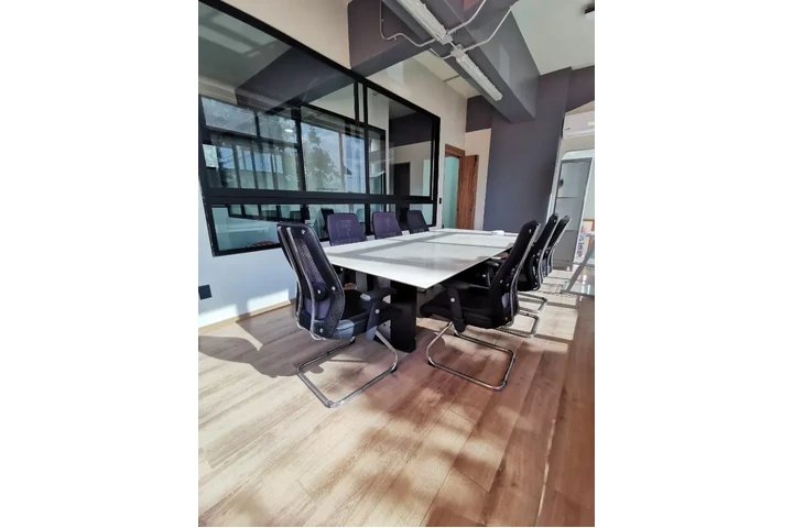 $350 : SALA DE JUNTAS POR HORA image 2