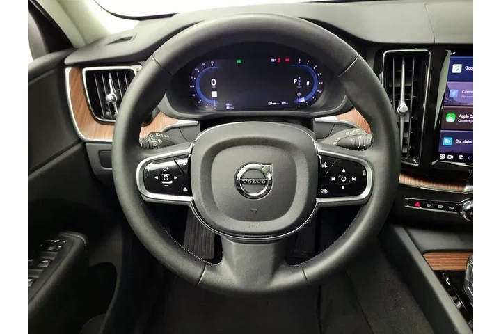 $37998 : Volvo XC60 2024 AWD B5 Plus image 10
