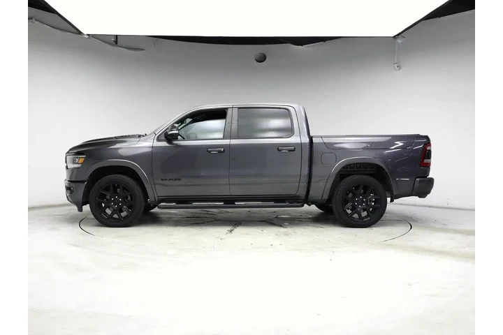 $39998 : Ram 1500 2020 4x4 Laramie 4d image 3