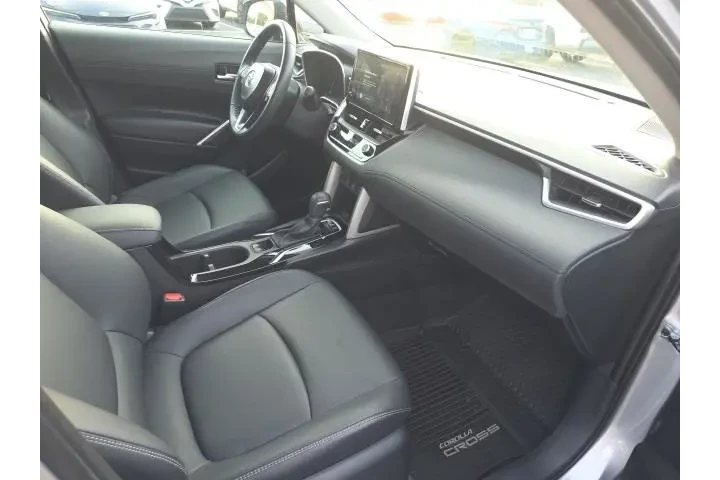 $31431 : Toyota Corolla Cross 2025 AW image 10