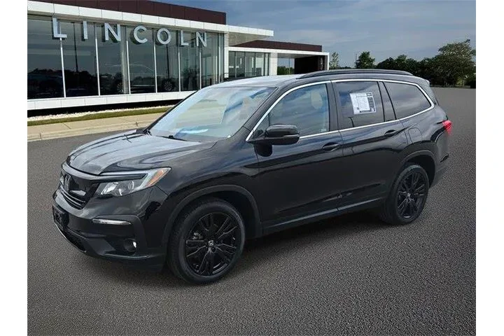 $31996 : Honda Pilot 2022 AWD SE 4dr image 1