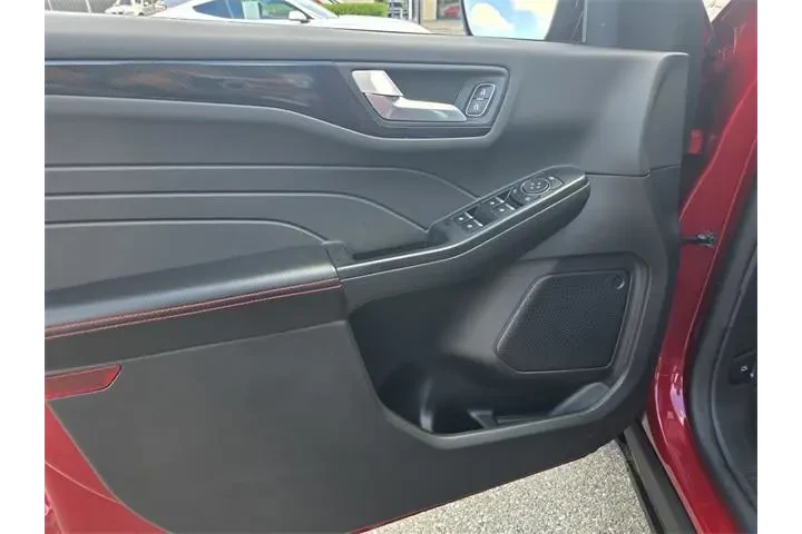 $25500 : Ford Escape 2025 ST-Line 4dr image 8