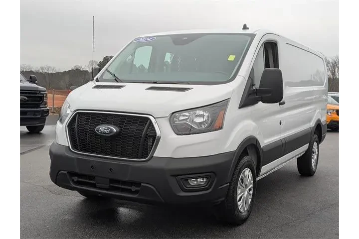$32992 : Ford Transit 2024 250 3dr SW image 7