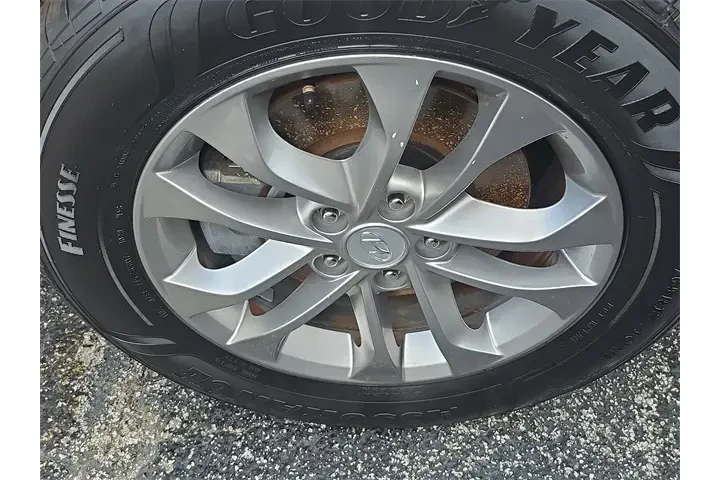 $12390 : Hyundai SANTA FE 2019 SEL 2. image 8