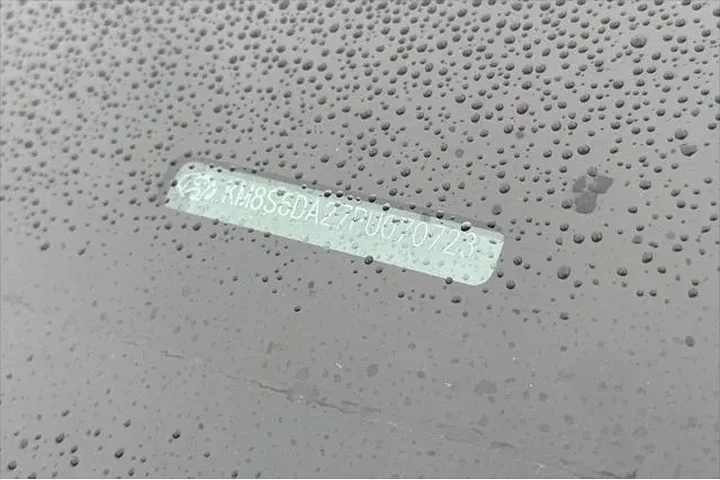 $25990 : Hyundai SANTA FE Plug-In Hyb image 8