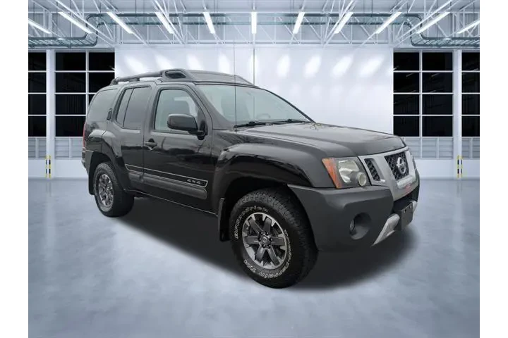$12295 : Nissan Xterra 2015 4x4 S 4dr image 2