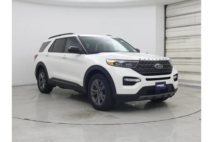 $29998 : Ford Explorer 2022 AWD XLT 4 image 1