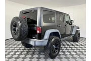 Jeep Wrangler JK Unlimited 2 thumbnail