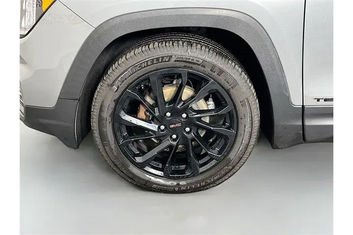 $23975 : GMC Terrain 2023 SLE 4dr SUV image 10