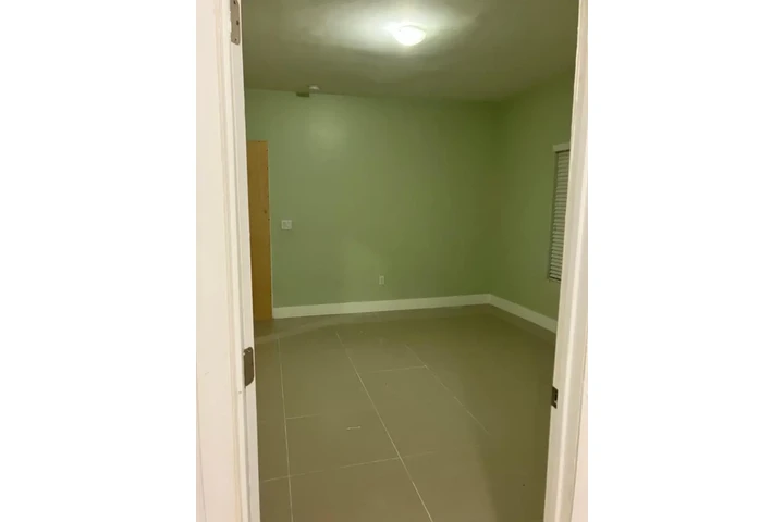 $1500 : Apartamento espacioso image 5