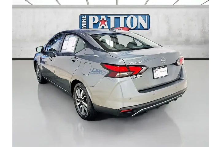 $16188 : Nissan Versa 2023 SV 4dr Sed image 5