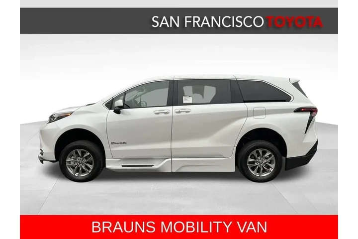 $83888 : 2025 Sienna XLE 8 Passenger image 8