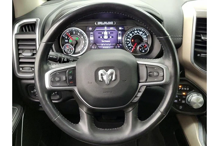 $33998 : Ram 1500 2022 4x4 Laramie 4d image 10