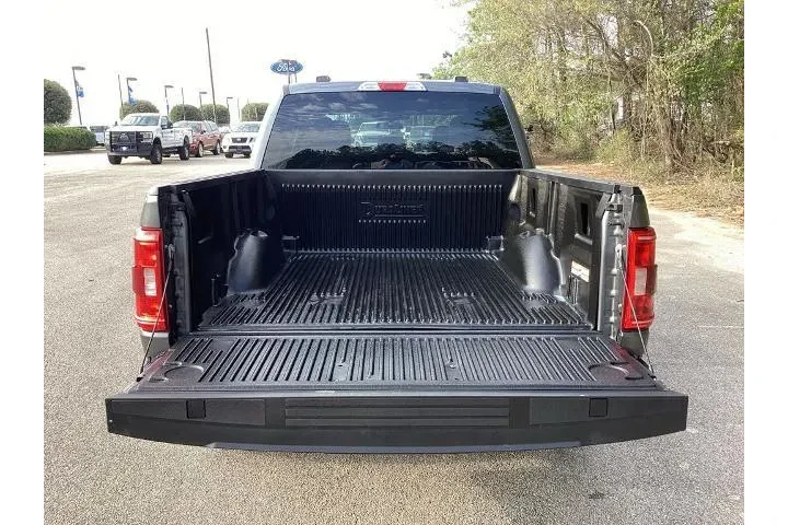 $39905 : Ford F-150 2023 4x4 King Ran image 9