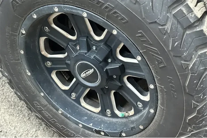 $27154 : Toyota Tacoma 2016 4x4 SR5 V image 2