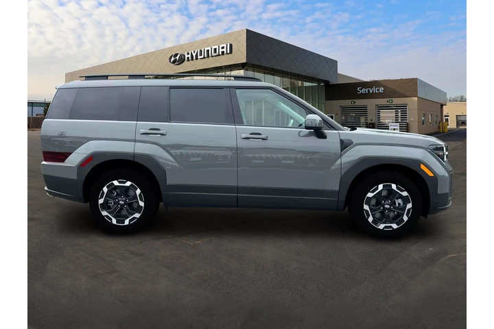 $38766 : Hyundai SANTA FE 2025 AWD SE image 9