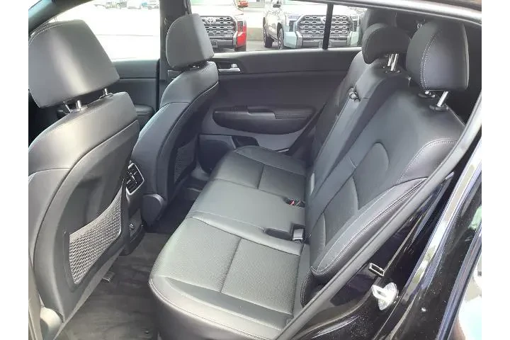 $26950 : Kia Sportage 2022 Nightfall image 10