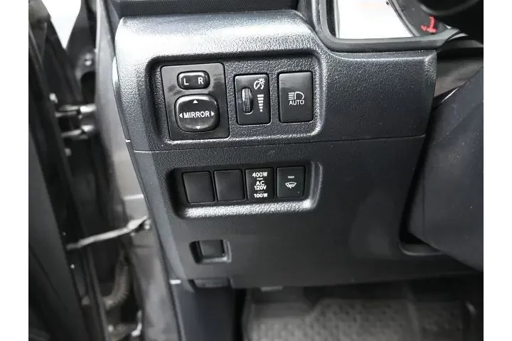 $38495 : Toyota 4Runner 2023 4x2 SR5 image 8