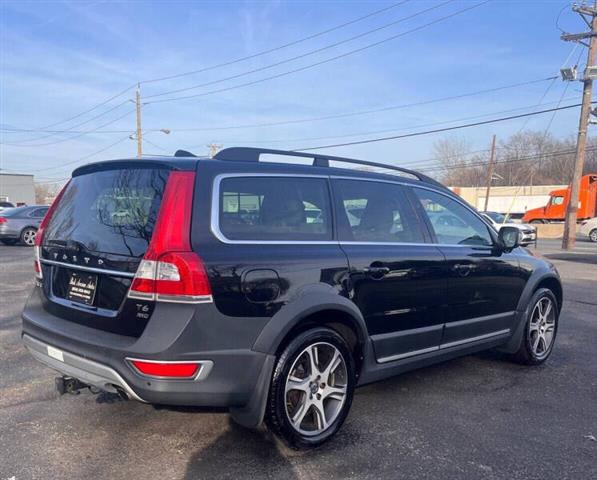 $10795 : 2015 XC70 T6 Platinum image 8