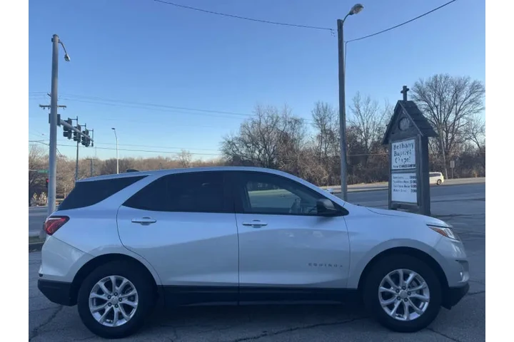 $13999 : 2021 Equinox LS image 5