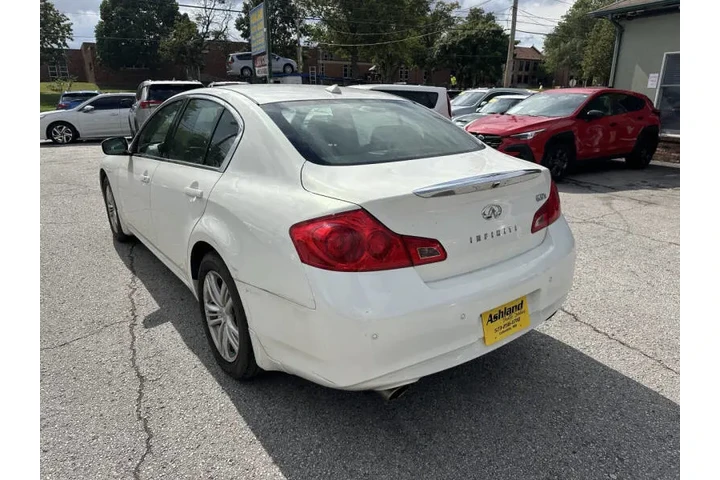 $9900 : 2011 G37 Sedan x image 4