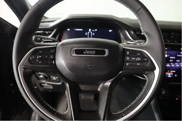 $32086 : Jeep Grand Cherokee L 2024 4 image 3