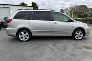 $6999 : 2005 TOYOTA SIENNA thumbnail