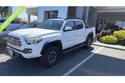 Toyota Tacoma 2016 4x4 SR V6 en Santa Rosa