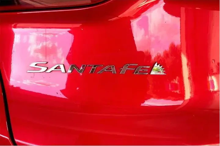 $19991 : Hyundai SANTA FE 2023 SEL 4d image 9